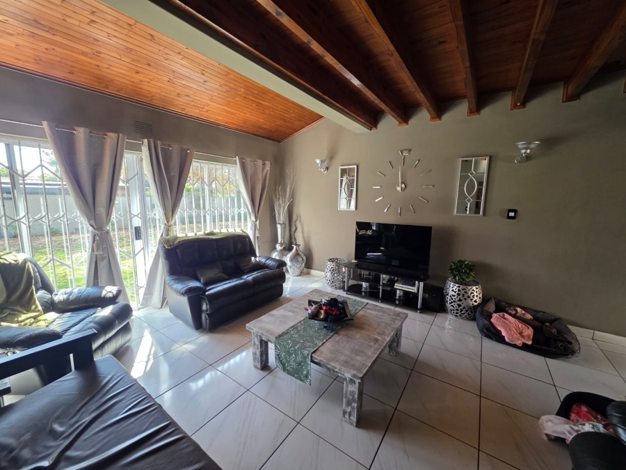 5 Bedroom Property for Sale in Sasolburg Ext 23 Free State